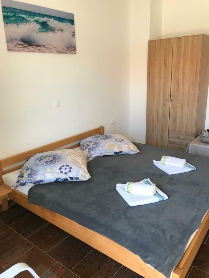 Apartmani Subasic 파그 외부 사진