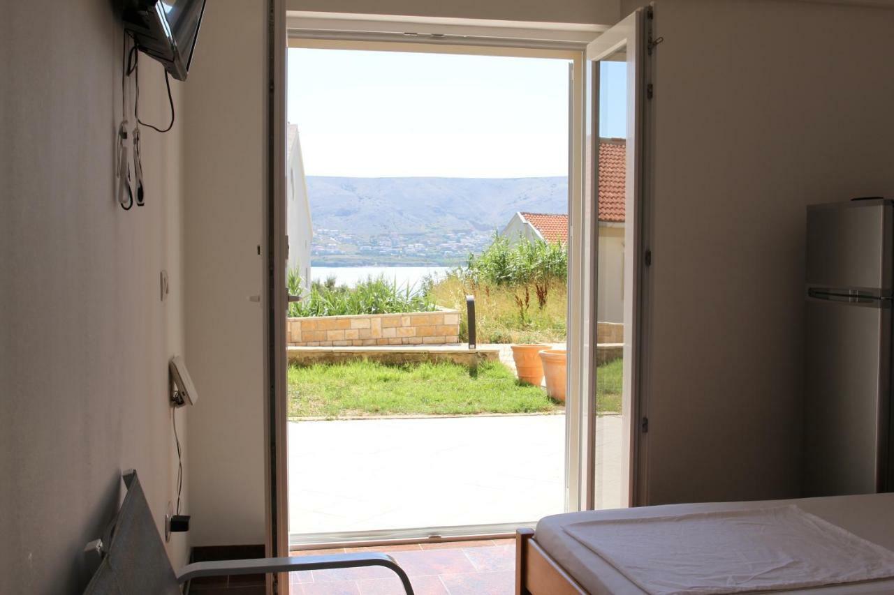 Apartmani Subasic 파그 외부 사진