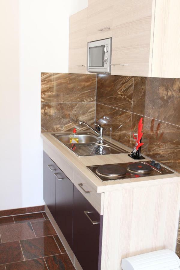 Apartmani Subasic 파그 외부 사진