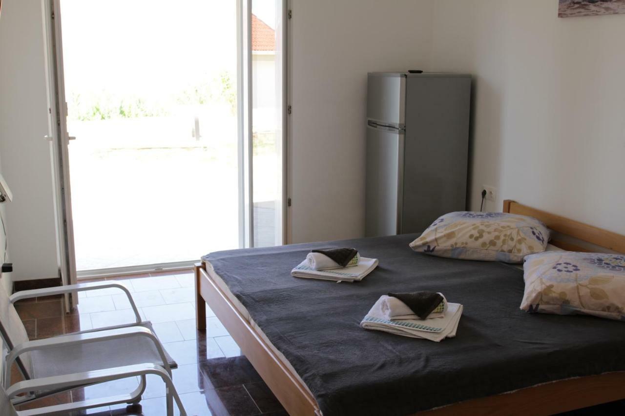 Apartmani Subasic 파그 외부 사진